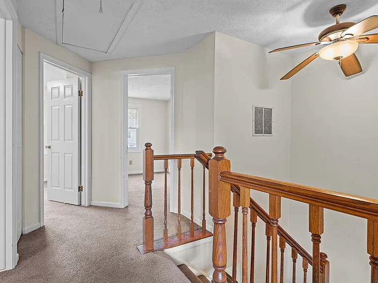 528 Chanticlar Ct — Photo 12