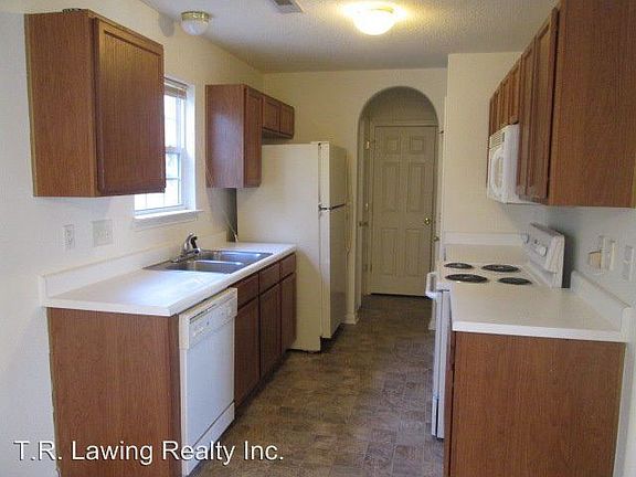 4th image of 8253 Kings Creek Dr