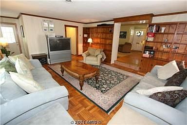 5th image of 4321 Clagett Rd