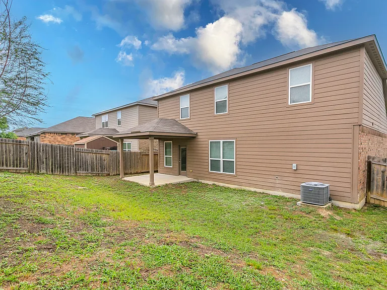 211 Azalea Way — Photo 38