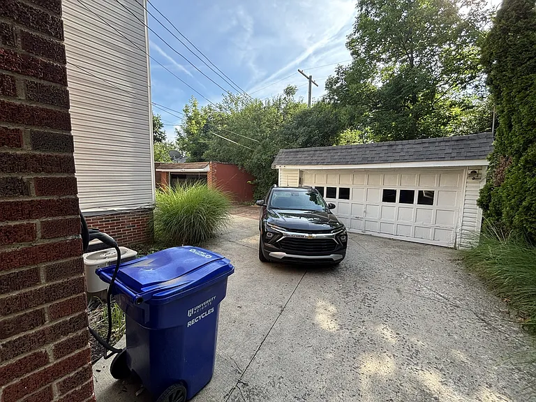 2392 Warrensville Center Rd #A — Photo 11