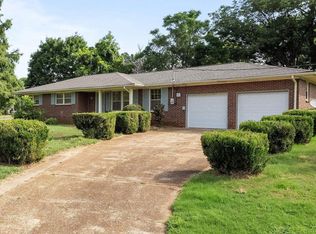 4118 Darby Ct NW, Huntsville, AL 35810