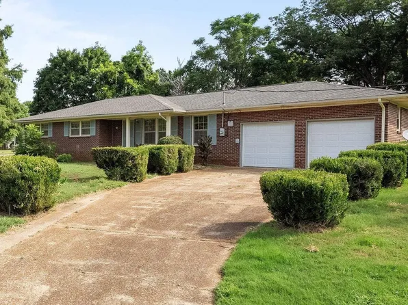 4118 Darby Ct NW, Huntsville, AL 35810