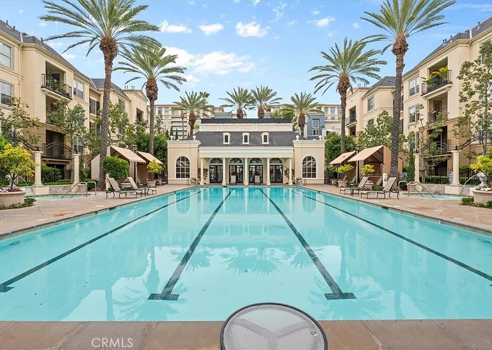 3160 Watermarke Pl
