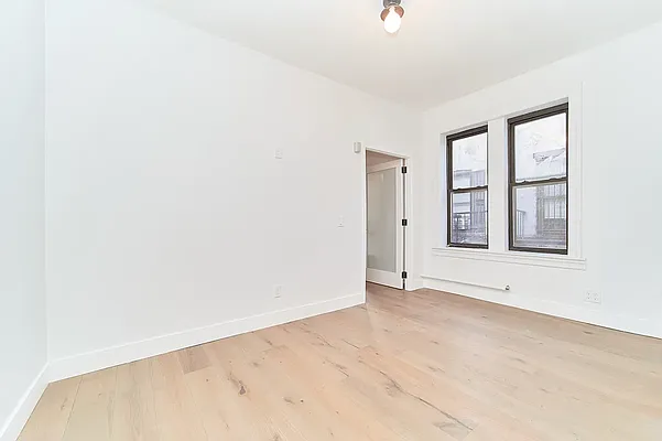 Rented by Living New York | media 9