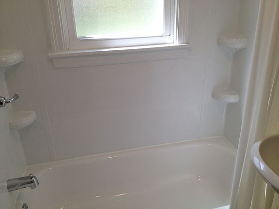Clean and fresh tub 