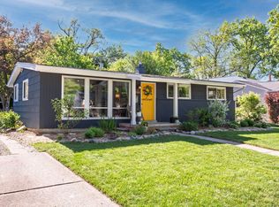 2702 Cranbrook Rd, Ann Arbor, MI 48104