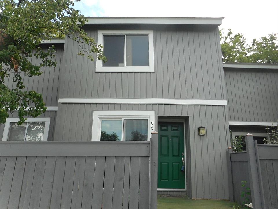 1st image of 96 Twin Lakes Dr