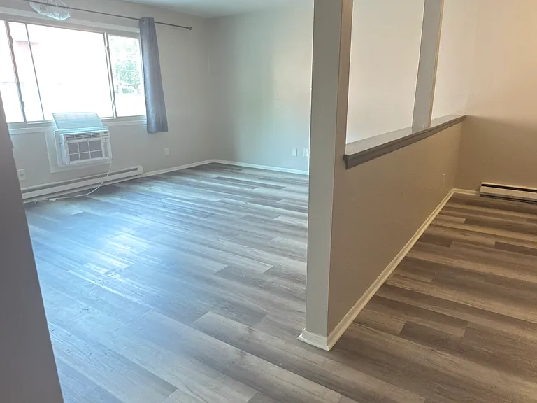 1917 Madera St #9 — Photo 2
