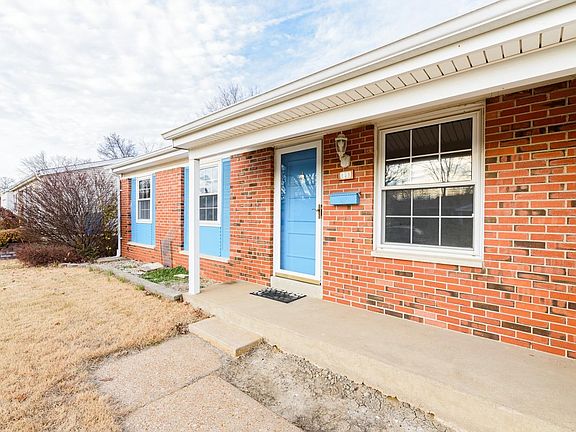 3rd image of 849 Townhouse Ln