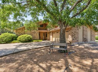 8811 The Briers Ct, Granbury, TX 76049