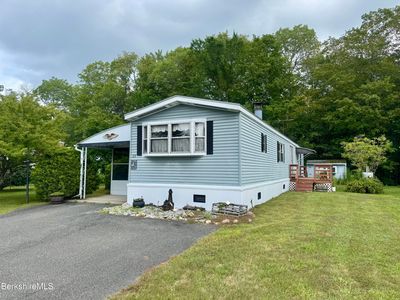 25 Country Rd, Hinsdale, MA, 01235