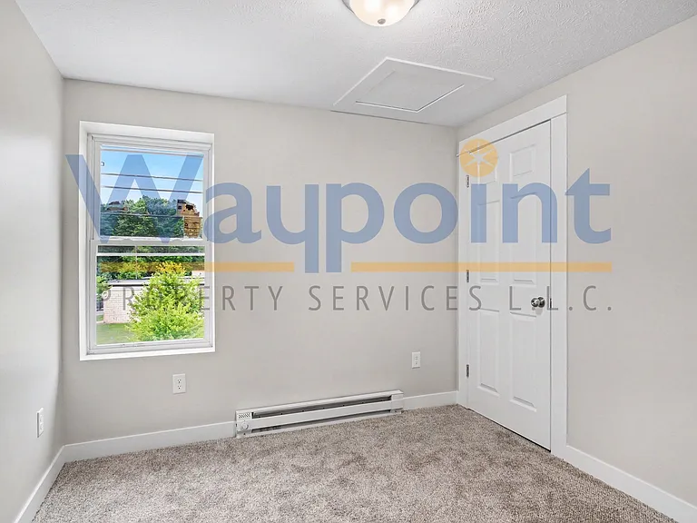 184 Superior St — Photo 24
