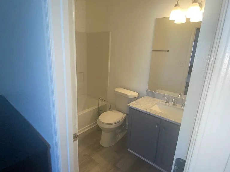 2195 Timberwood Cir N — Photo 5