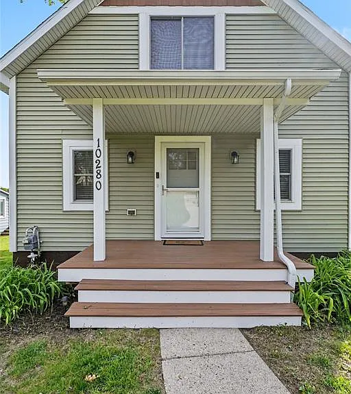 10280 Lakeside Dr — Photo 3