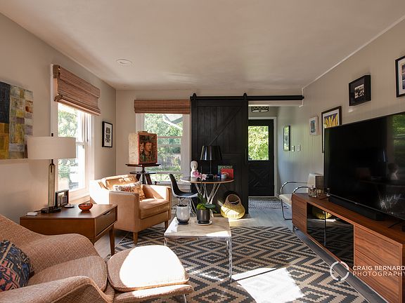 5th image of 685 Woodlawn Ave