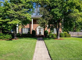 408 Mirror Lake Pl, Fayetteville, NC 28303