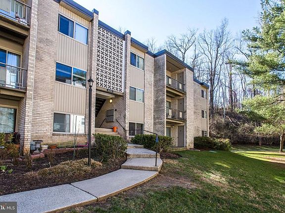 4th image of 12209 Braxfield Ct APT 9