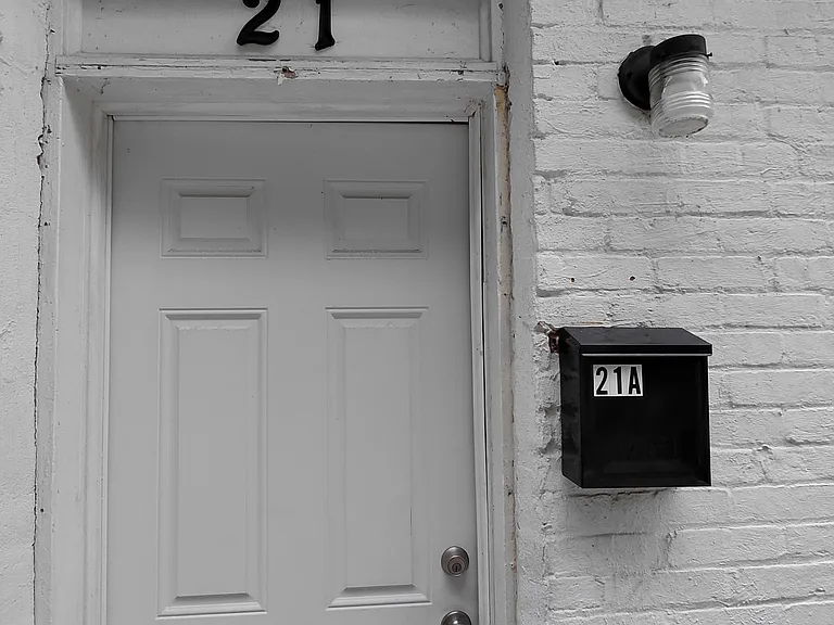 21 Morris St #A — Photo 9