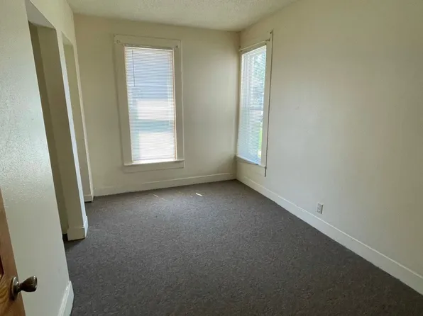 315 9th Ave, Eau Claire, WI 54703