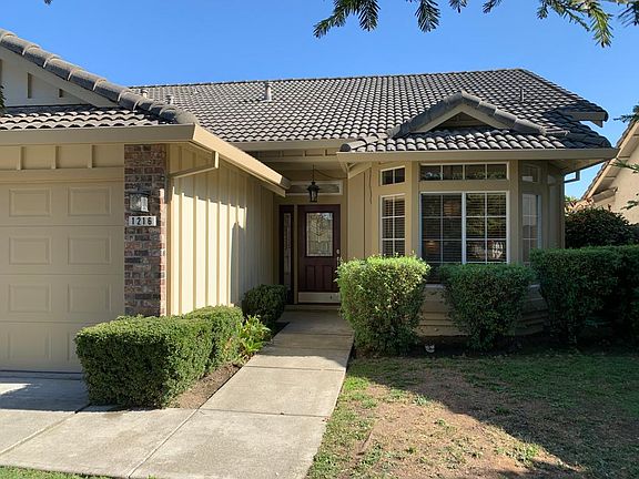 Entrance to the house