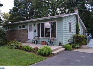 529 Sylvania Ave, Folsom, PA 19033