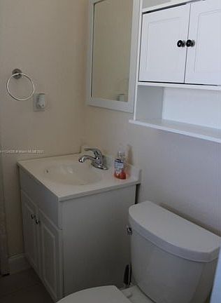 4th image of 5410 NW 183rd St
