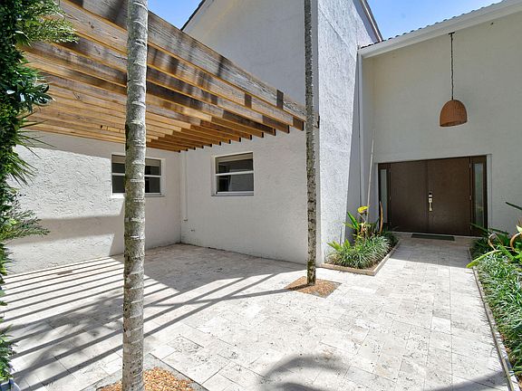 4th image of 114 N Beach Road