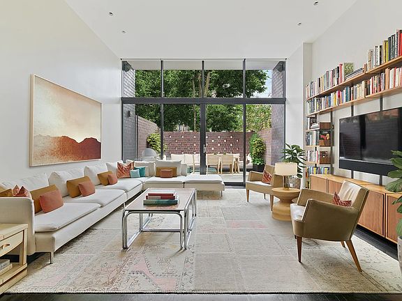 2nd image of 241 E 93rd St #Townhouse