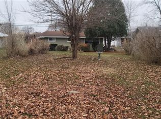 859 Walnut St, Greenfield, IN 46140