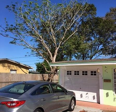 3rd image of 812 S Winter Park Dr