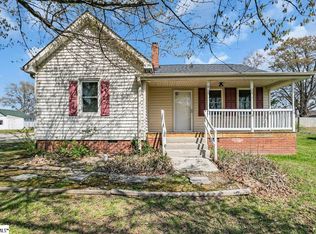 1303 S Main St, Fountain Inn, SC 29644