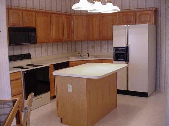 4th image of 2048 N Gallery Ct