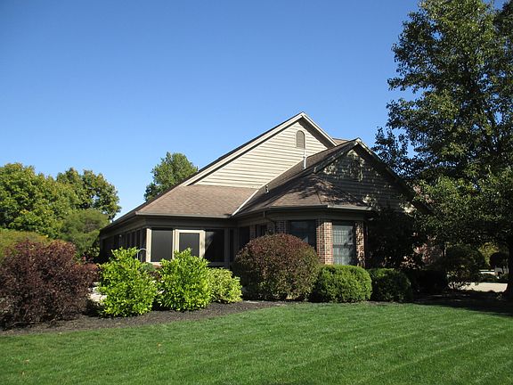 3rd image of 130 Saint Clair Pl
