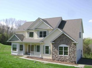 7 Summer Pasture Ln, Brookfield, CT 06804