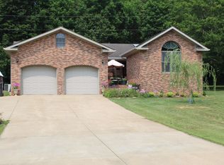 111 Cedar Creek Rd, Princeton, KY 42445