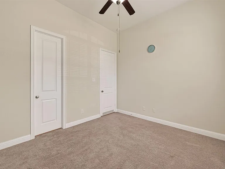 10514 Inverclyde Dr — Photo 31