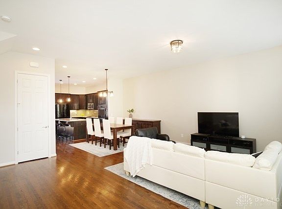 5th image of 5379 Hayden Ln