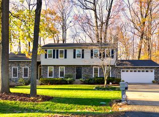 6936 Colburn Dr, Annandale, VA 22003