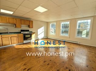 17 Mechanic St APT 6, Gardiner, ME 04345