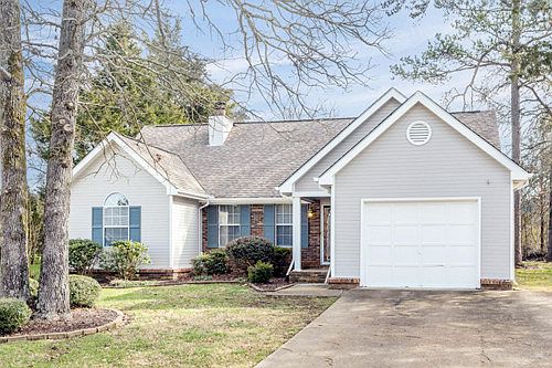 1st image of 2328 Ashford Dr