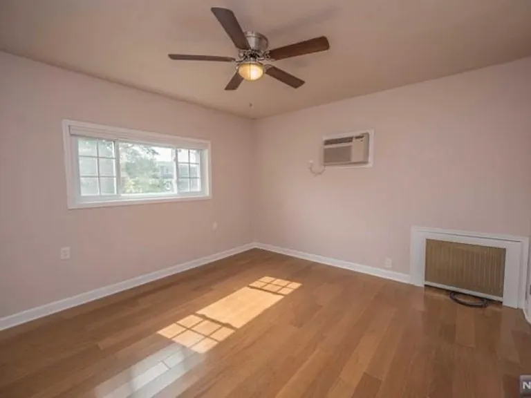 310 Union St — Photo 13