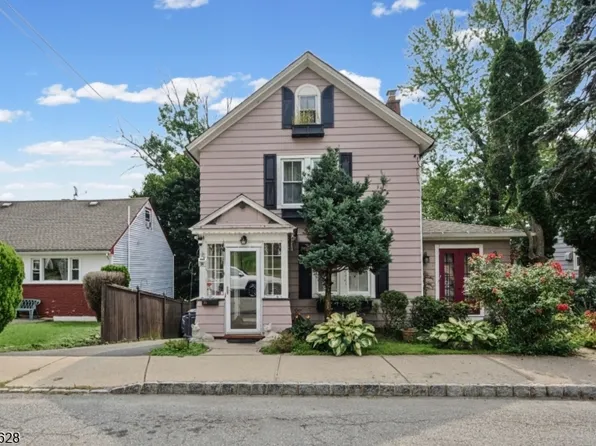 34 E Munson Ave, Dover Town, NJ 07801