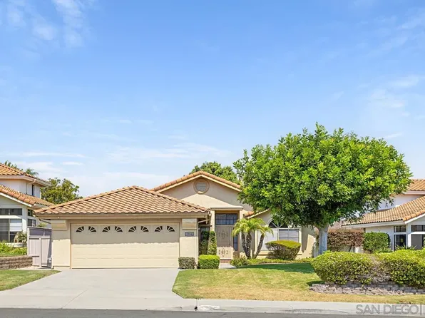 1964 White Birch Dr, Vista, CA 92081