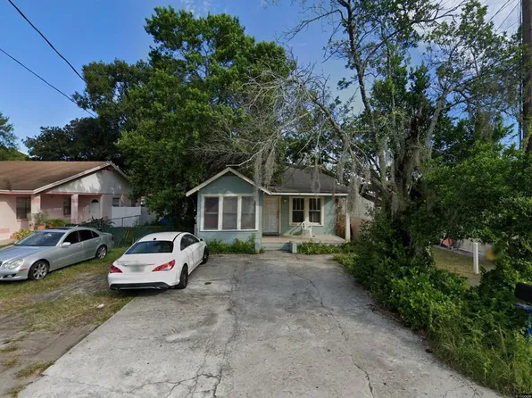 2505 Auburn Ave W, Tampa, FL 33614