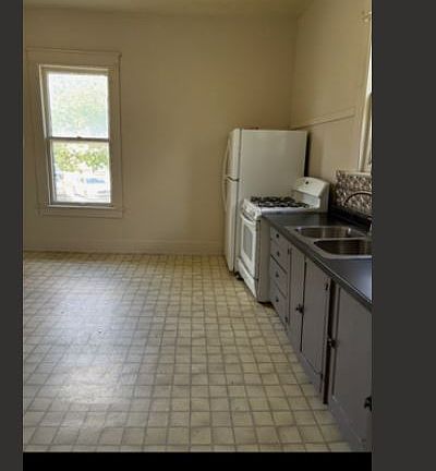 Large kitchen