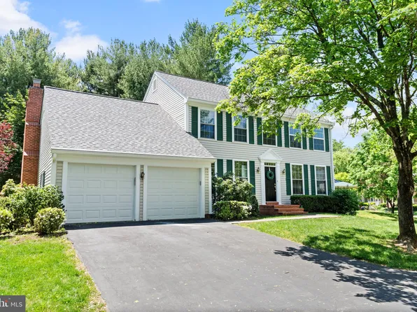 11516 Pleasant Meadow Dr, Gaithersburg, MD 20878