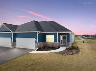 2313 Concord Dr, Sycamore, IL 60178