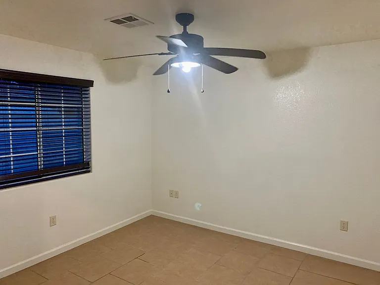 1368 E Babbitt Ln — Photo 6