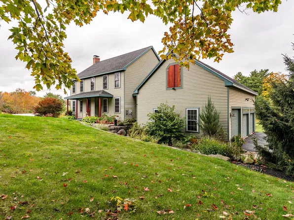 8 Old Mill Lane, Rollinsford, NH 03869